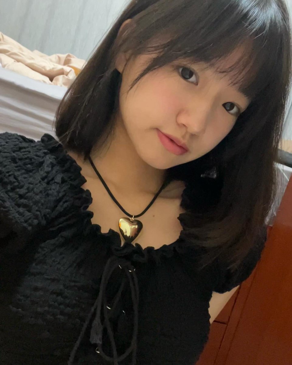 qq31454's tweet photo. 連假最後一天收心啦
都收來我這吧😗
#台北 https://t.co/HorDCKMYeL