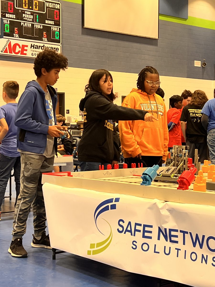 TFAA_Rams's tweet image. 💙💛🐏 TFAA Robotics is off to an amazing start! 💙💛🐏

Two teams placed in the Top 10 at the Battle at the Creek Kickoff! 

🏆 Team 37167A (2 vets + 3 new) — 3rd place!
🤖Team 37167B (all new 5th graders) — 10th!

So proud! #theHeARTofExcellence @mark.gonyea1 @greenbay_gehrke