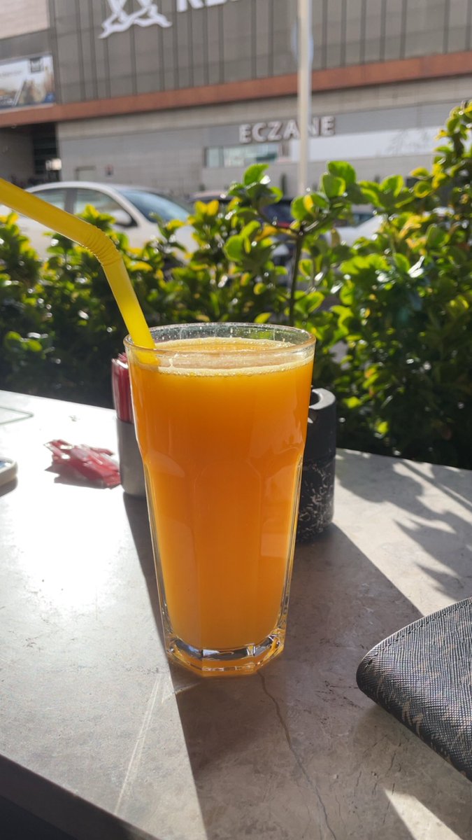 seni seviyorum benim için çok önemlisin