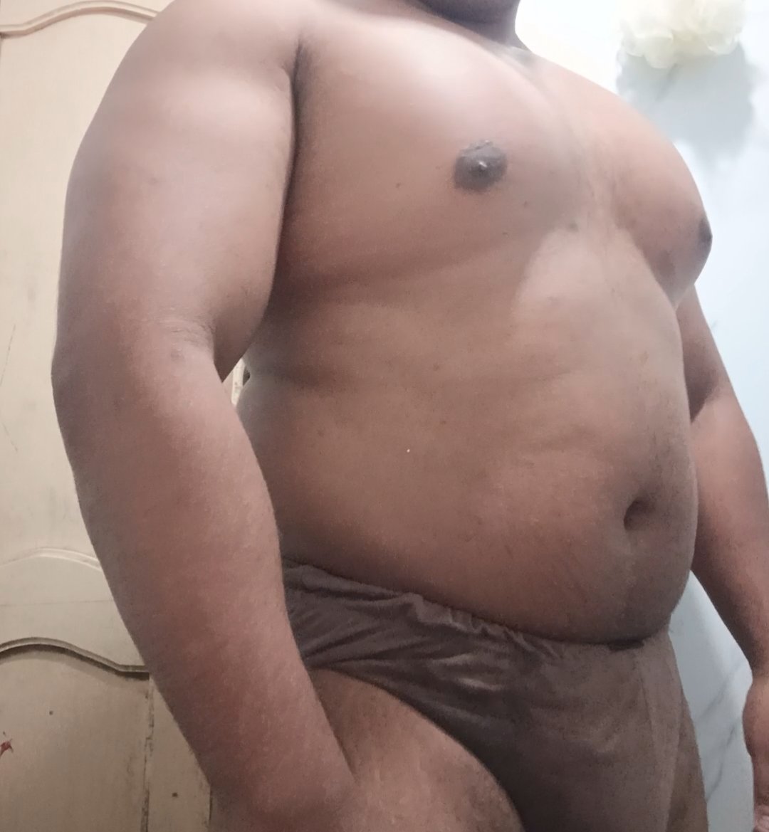 inflationpedro's tweet photo. Trying to improve my size more #inflationbelly #male https://t.co/vID4WVhhn4