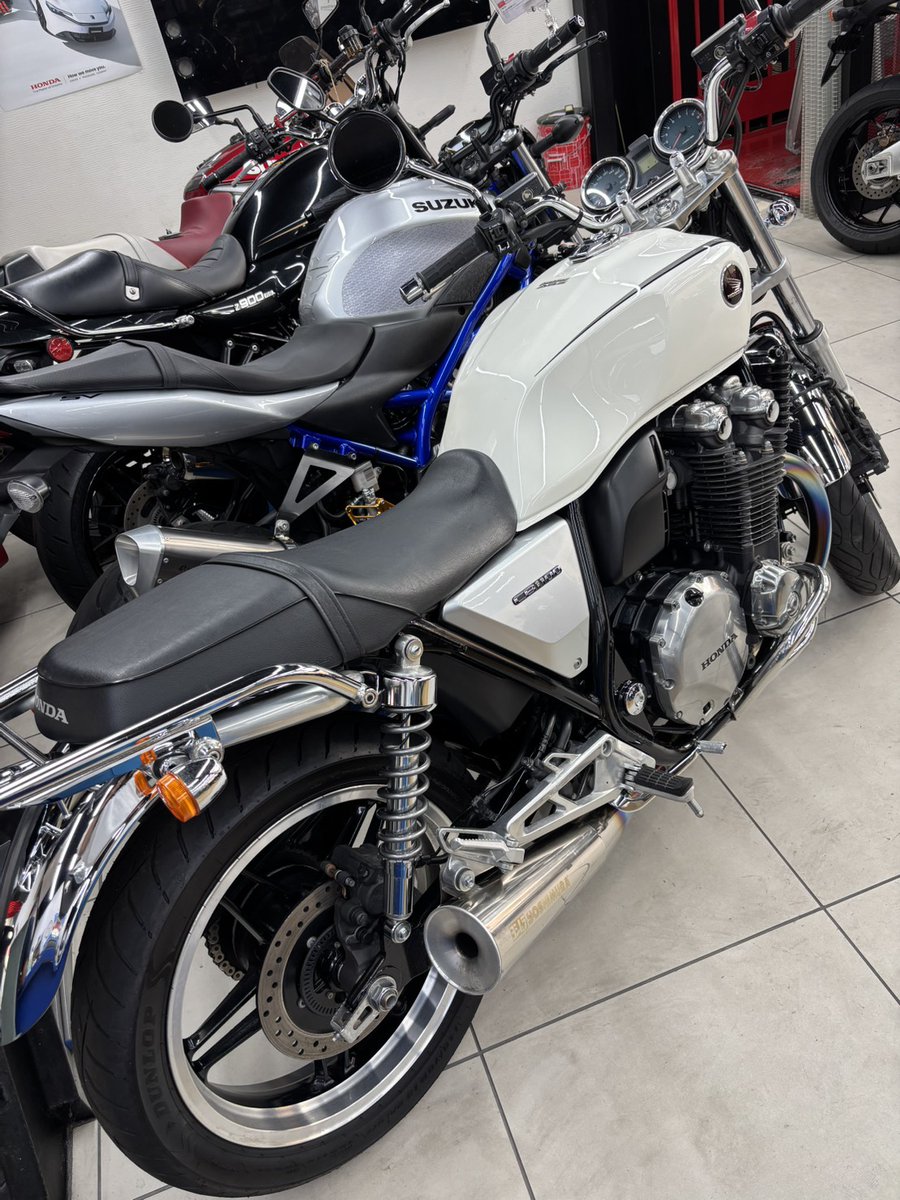 MFD大阪寝屋川店🏍モトフィールドドッカーズ大阪寝屋川店 スズキ