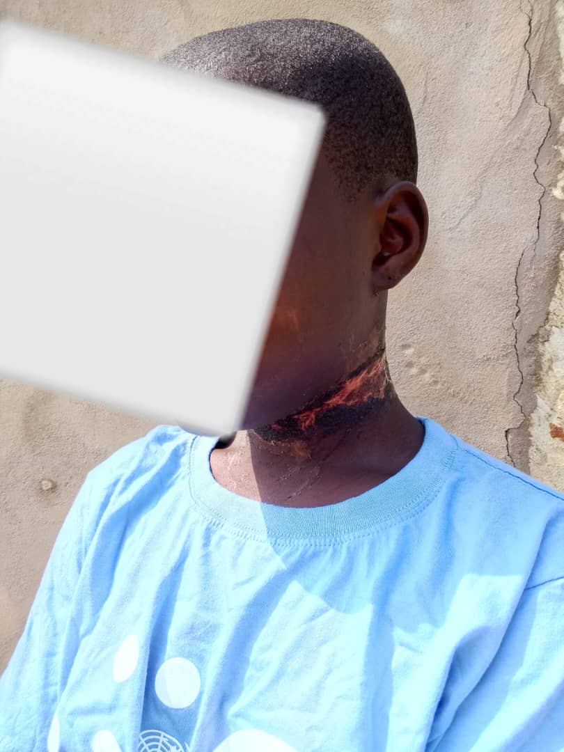 fmmdiongrdc's tweet photo. L’ONG #FMMDI exprime son indignation face à deux nouveaux cas de violences domestiques et sexuelles commises contre des filles mineures à #Kananga, au #KasaïCentral après avoir été renvoyées de leurs domiciles par leurs parents.
#StopVBG #Kananga #FMMDI #ProtectionDesFilles https://t.co/382CnrcpM7