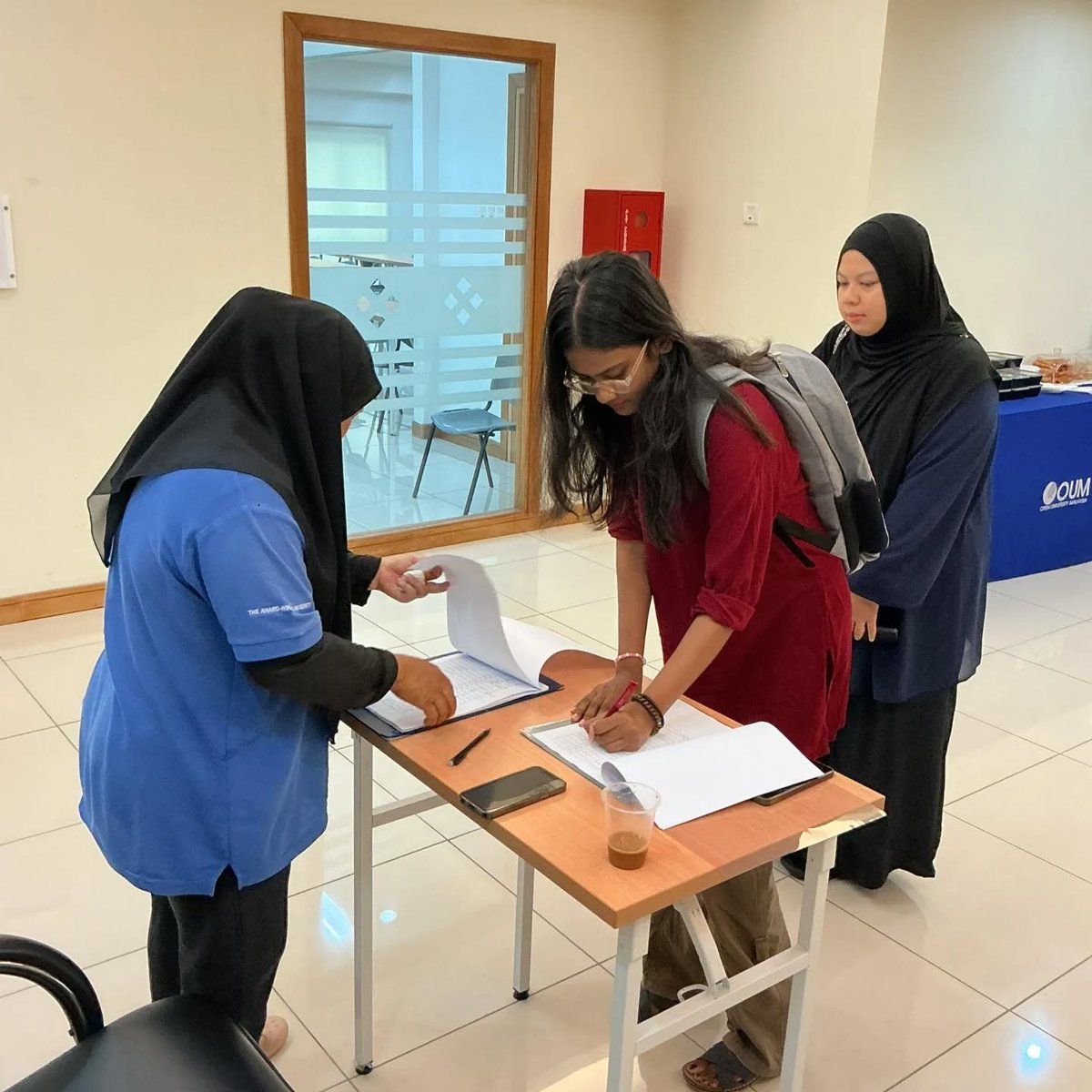 ManjungOum's tweet image. Semoga ilmu yang di kongsikan memberi manfaat berguna kepada pelajar sepanjang pengajian mereka nanti.

Doa kami mengiringi kejayaan anda semua. Selamat maju jaya.
linktr.ee/OUMManjung
#OpenUniversityMalaysia #OUMManjung #UniversityForAll #bpt