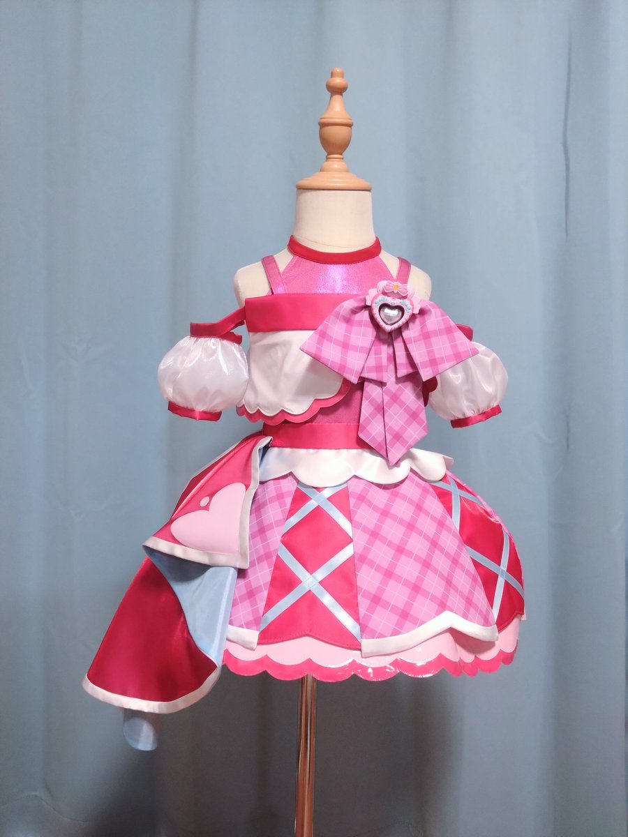 sawa_cos3d's tweet photo. 子ども用キュアアイドルとキュアウインク、とりあえず完成の写真あげておこう📷（パーツあれこれ足りないけど😅） https://t.co/cOkEmvkBfA