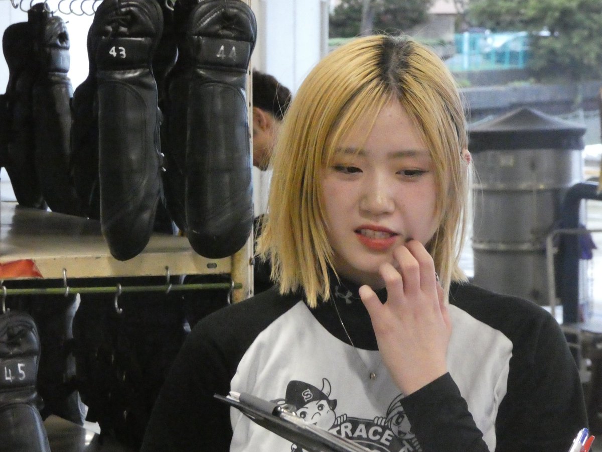 hochi_boatrace's tweet image. 近江牛専門店松喜屋牛王杯(10/23-10/28)    
#ボートレースびわこ
実力者が占める５日目の準優勝戦の１～３枠
その中できらりと光る存在が #野田彩加 選手
４日目も３、２着の堅実な走りでした😋
準優１１Ｒの３号艇に組まれていますが１号艇はチルト３度で走る #菅章哉 選手 進入から目が離せません