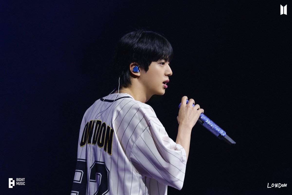 If you see this tweet please reply with👇

I’m voting #Jin for the #2025MAMAVOTE