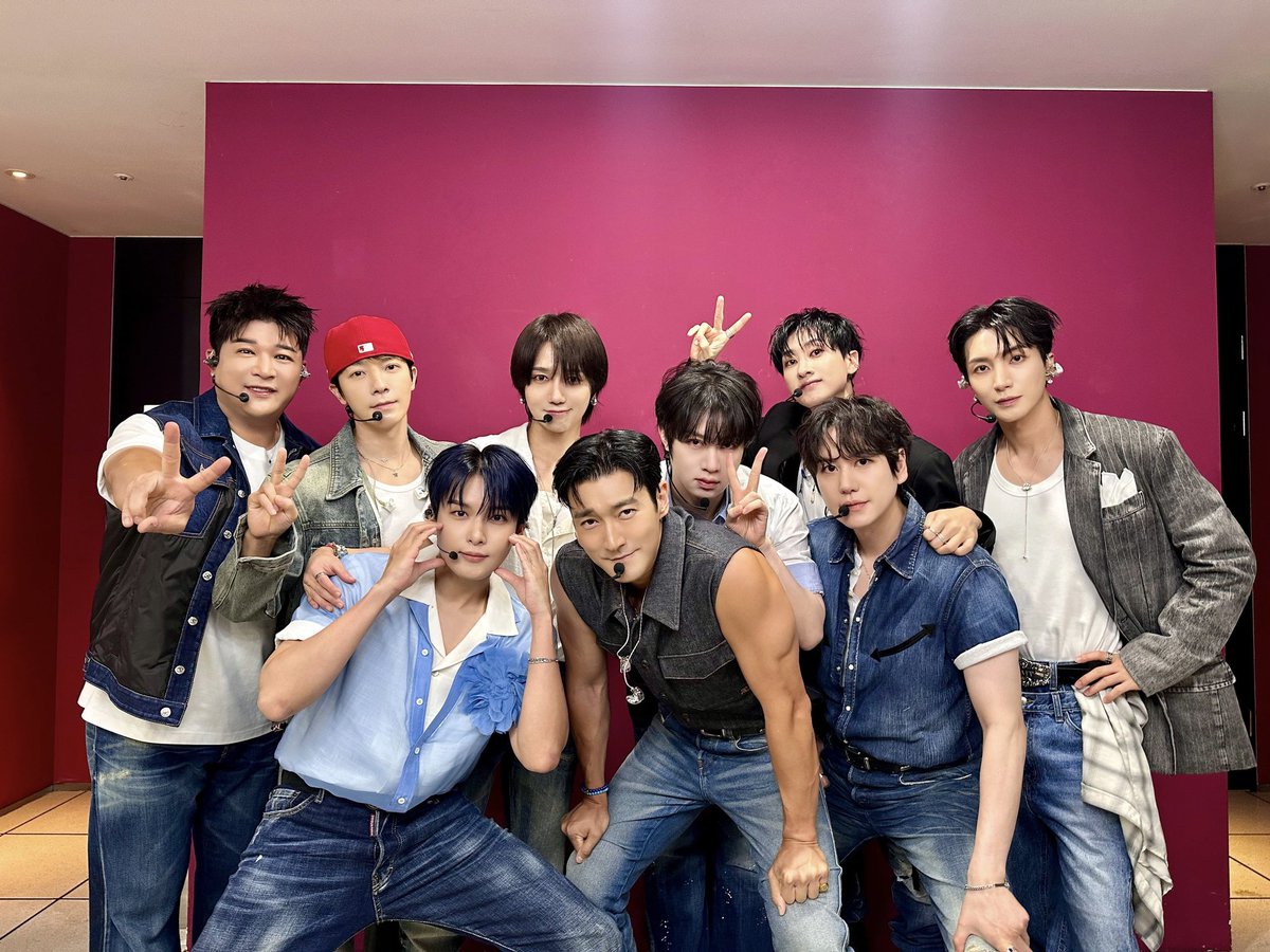 ChoLeeMIMI's tweet photo. I vote for #SUPERJUNIOR on #2025MAMAVOTE vamos!! https://t.co/eXF6nacYQc
