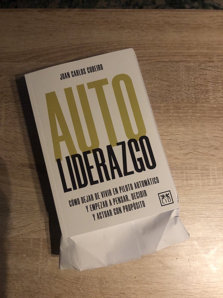 juancarcubeiro's tweet photo. El próximo viernes, en tus librerías favoritas. AUTOLIDERAZGO https://t.co/lsLRlCle3m