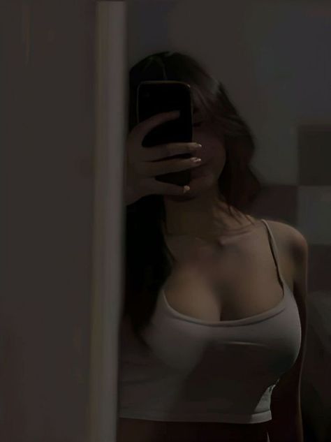 zoe_mngl's tweet image. Bonjour X agréable dimanche à tous
Like et RT su tu veux bien finir le week-end 🤗