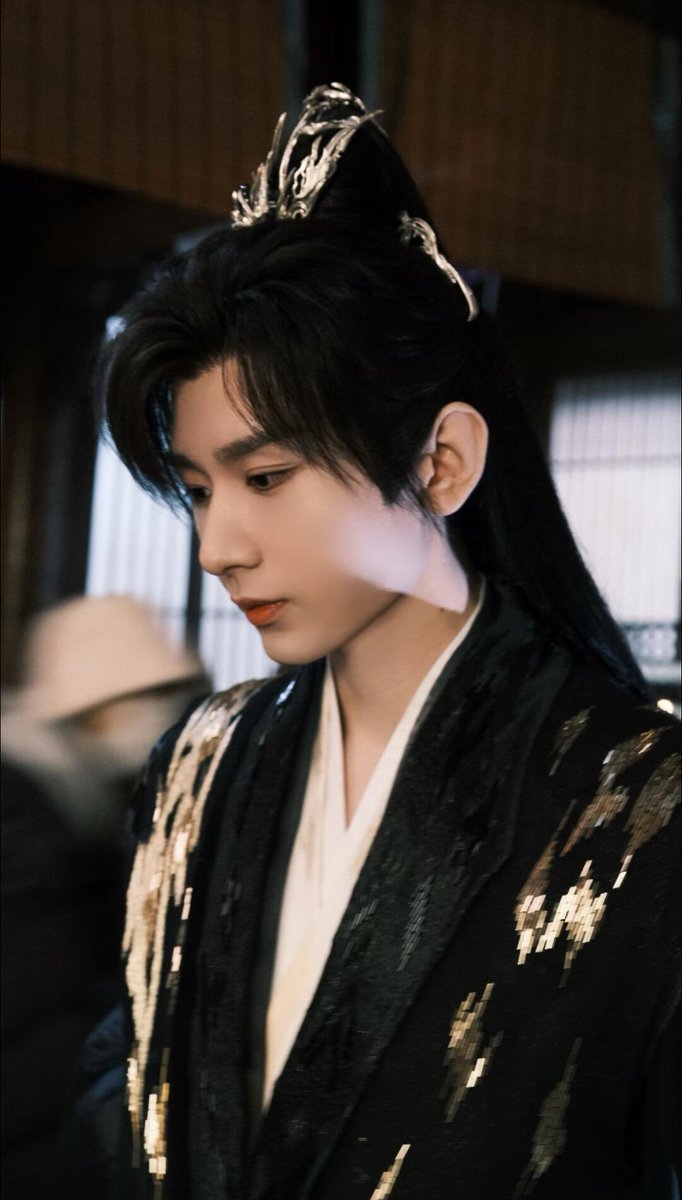 Focuseyebrow17's tweet photo. #ChengYi 🗡️ https://t.co/7hY8JxtC8T
