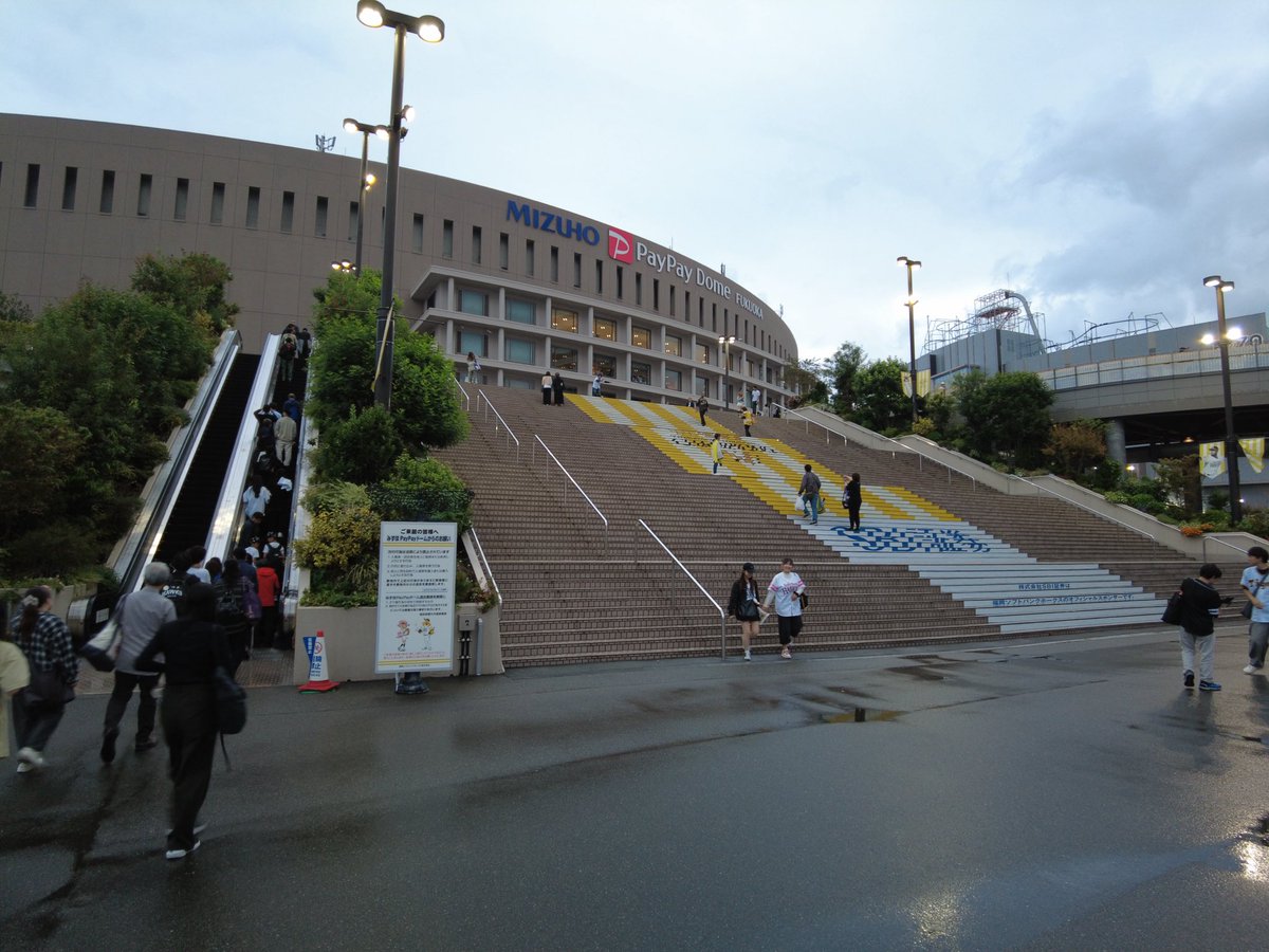 ら tweet media