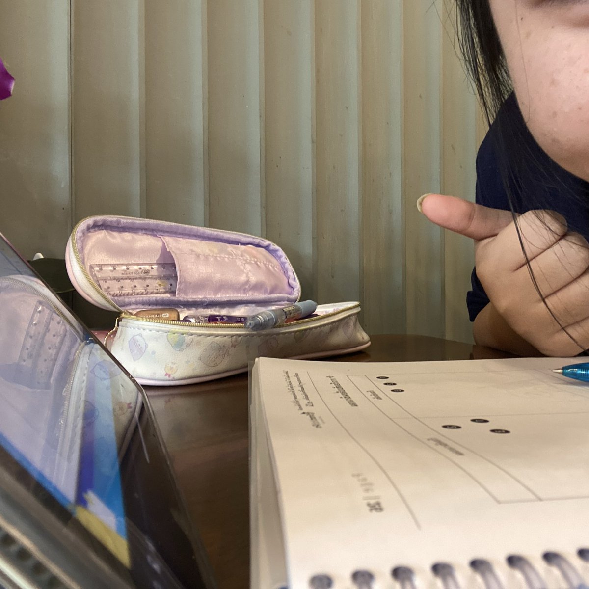 thejayniezone's tweet photo. ไม่เข้าใจเลยจิงๆ #thejayniezone https://t.co/C3eQp89yf4