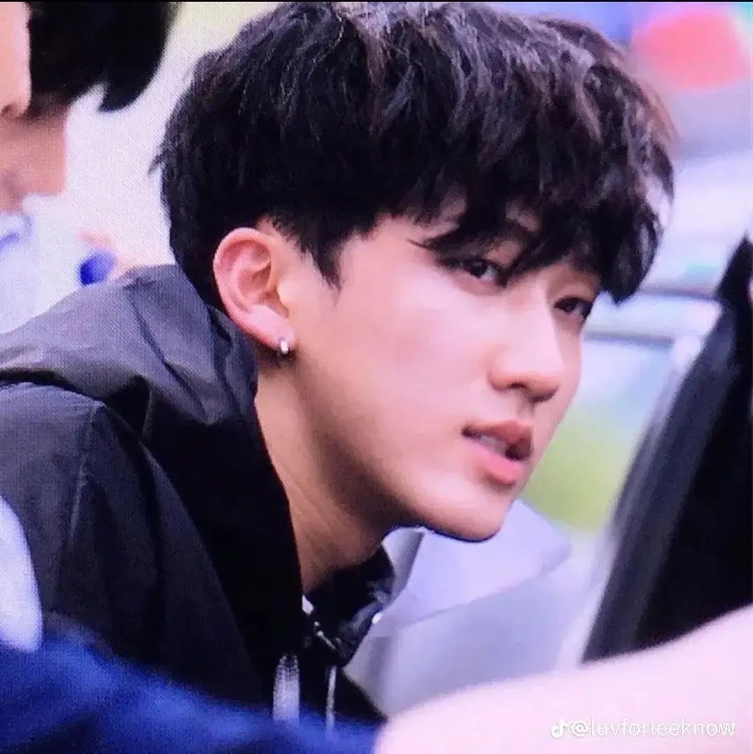 thinking about this changbin atm. he's just so beautiful guys i can't even
