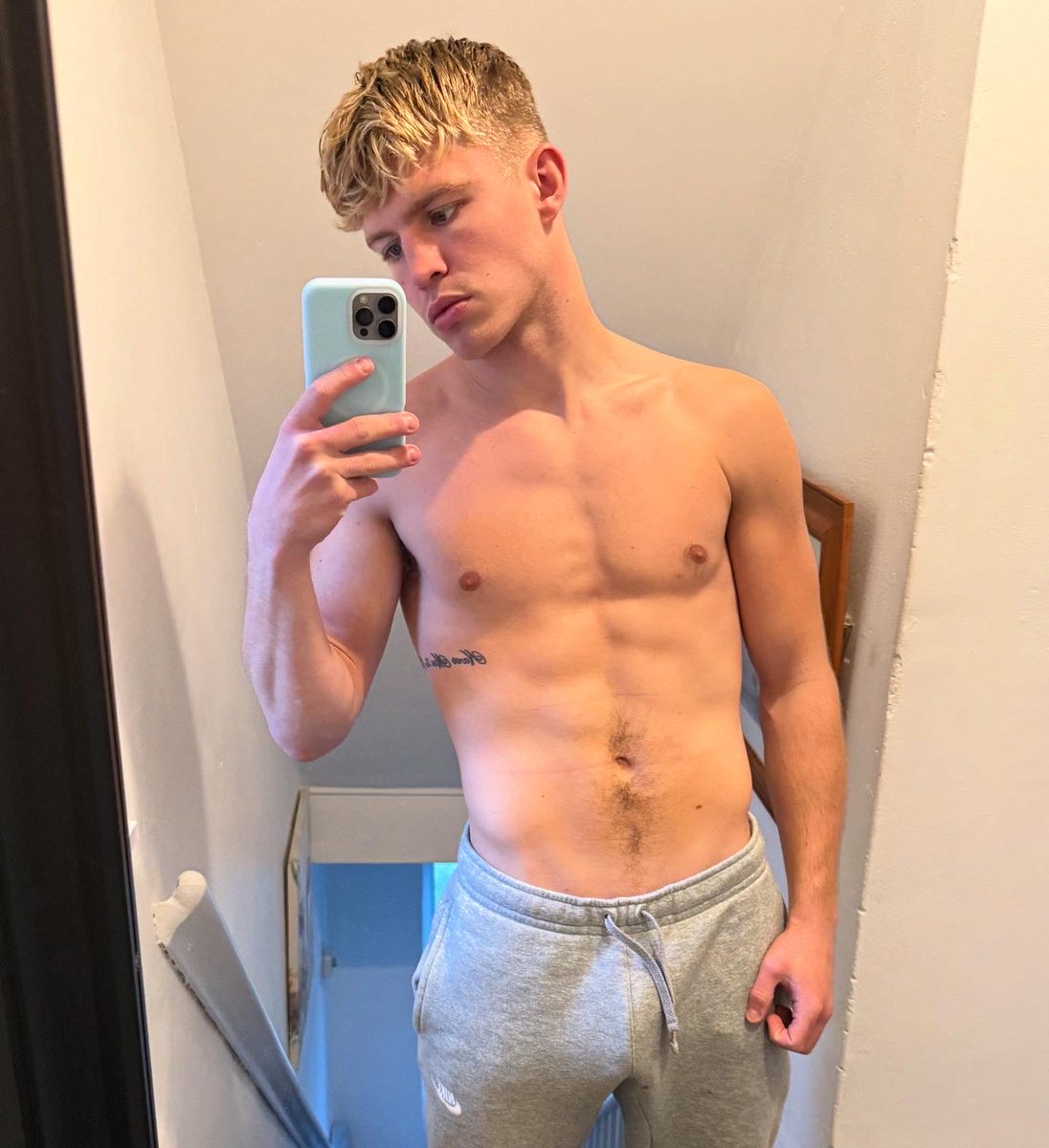 Joe Russell tweet media
