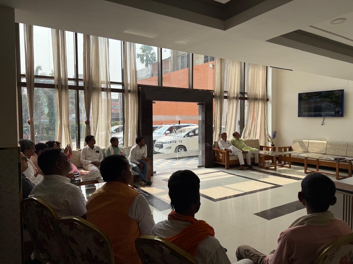 Pankaj Kumar Singh (@drpankajbjp) on Twitter photo आज बिहार में माननीय प्रधानमंत्री श्री <a href="/narendramodi/">Narendra Modi</a> जी का प्रेरणादायी मन की बात कार्यक्रम सुना।
कार्यक्रम की शुरुआत प्रधानमंत्री जी ने लोकआस्था के महापर्व छठ की हार्दिक शुभकामनाओं से की। उन्होंने देशवासियों से 31 अक्टूबर को ‘लौह पुरुष’ सरदार वल्लभभाई पटेल जी की जयंती पर आयोजित आज बिहार में माननीय प्रधानमंत्री श्री <a href="/narendramodi/">Narendra Modi</a> जी का प्रेरणादायी मन की बात कार्यक्रम सुना।
कार्यक्रम की शुरुआत प्रधानमंत्री जी ने लोकआस्था के महापर्व छठ की हार्दिक शुभकामनाओं से की। उन्होंने देशवासियों से 31 अक्टूबर को ‘लौह पुरुष’ सरदार वल्लभभाई पटेल जी की जयंती पर आयोजित