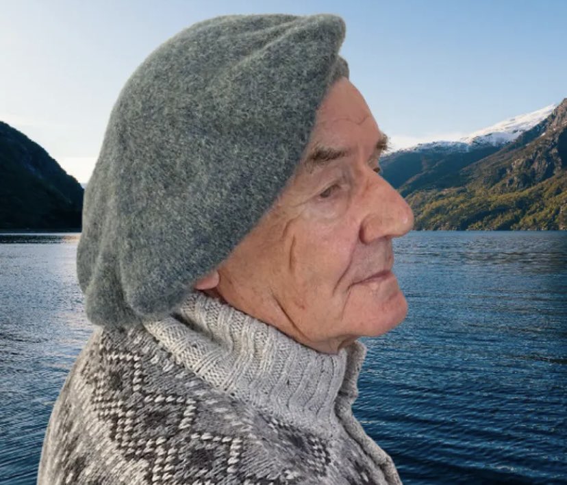 etsy.com/uk/shop/scotti…
Dinnae fash yirsel’ aboot the cauld weather! A Scots Bonnet can keep oot the cauld! 
#MHHSBD #CraftBizParty #firsttmaster #madeinscotland #Scotland