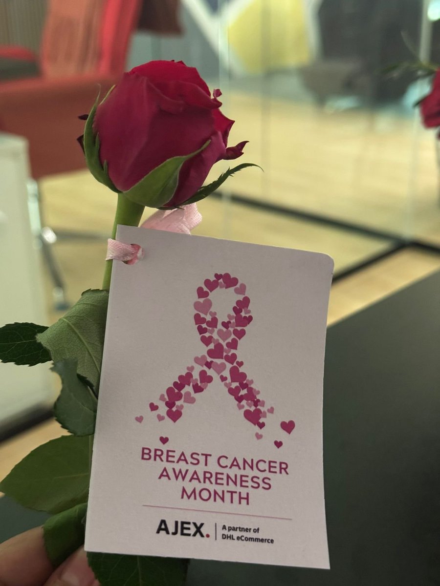 أكتوبر هو شهر التوعية بسرطان الثدي: لنهتم معًا 💗

في إطار التزام ايجكس بالصحة، نشارك هذا الشهر الورود مع زميلاتنا ونعمل على رفع الوعي بسرطان الثدي.

يُعد سرطان الثدي أحد أكثر أنواع السرطان شيوعًا بين النساء حول العالم، ولكن عند اكتشافه مبكرًا، يمكن غالبًا علاجه بنجاح. 
إن