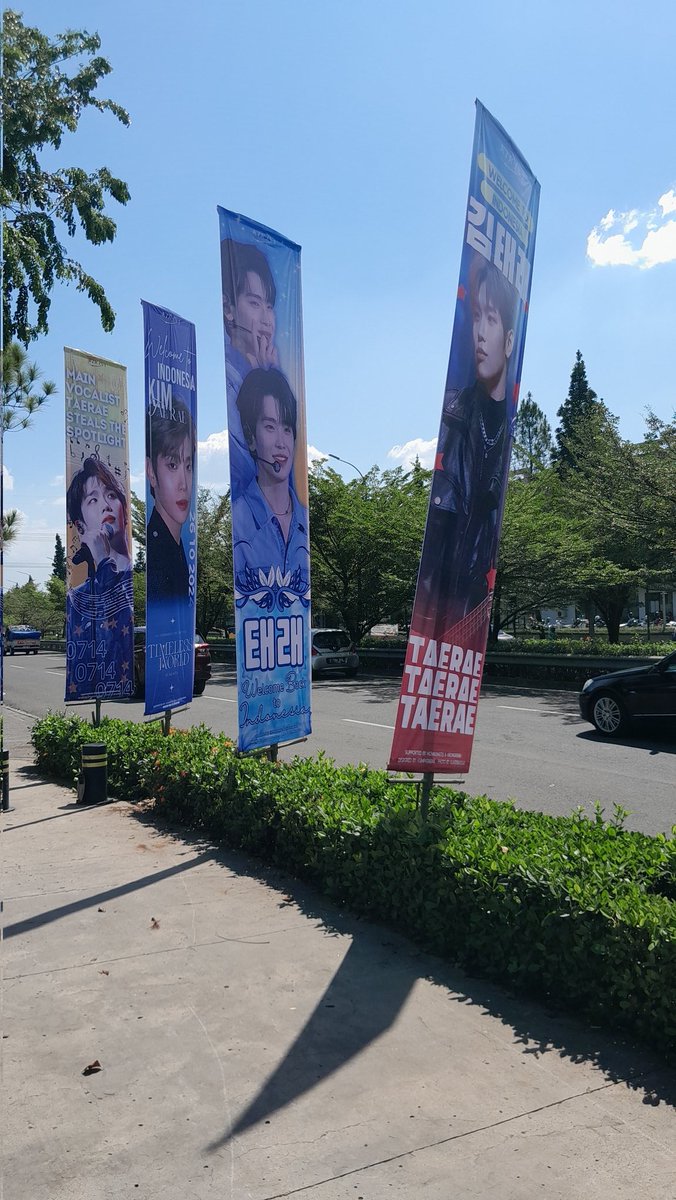 Tahun lalu baru liat banner gini tuh dah girang bgtt