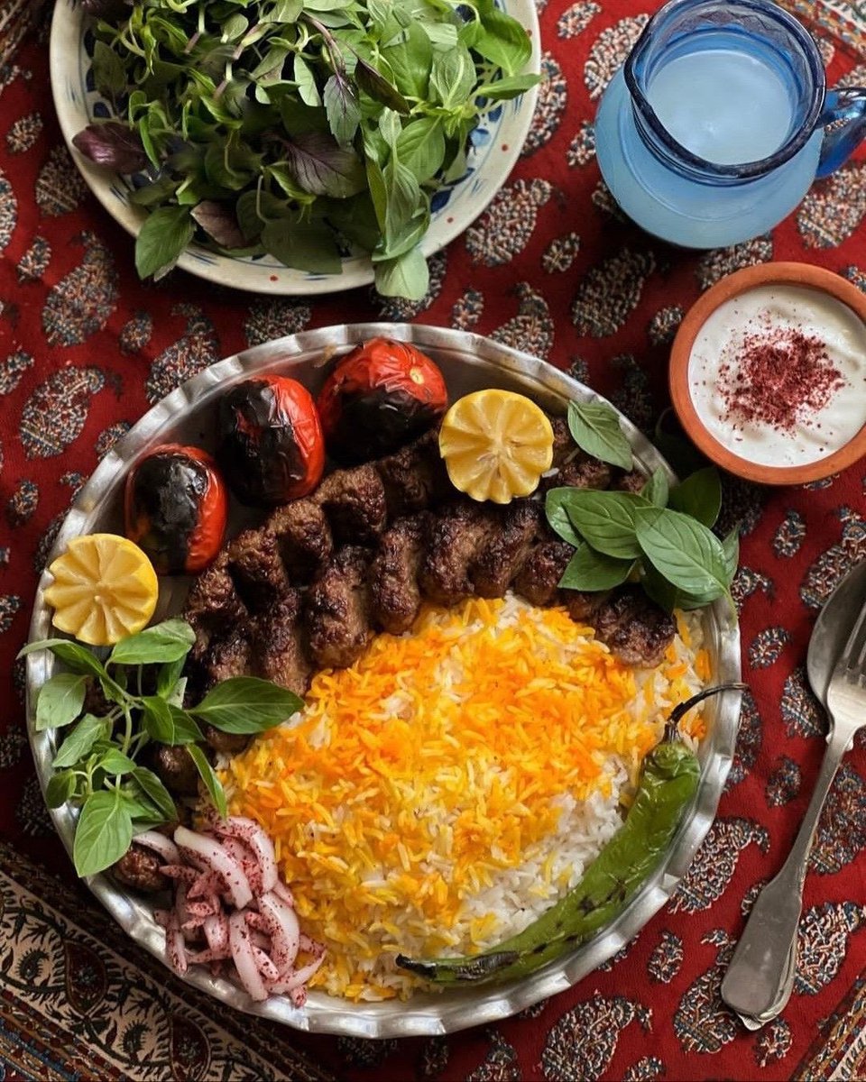 presidentAli13's tweet photo. فکت: غذای ایرانی بهترین غذای دنیاست https://t.co/Rx44WfcNYr