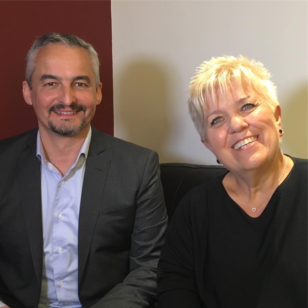 27 octobre - Joyeux anniversaire #GillesLegardinier 🎂🥰
Vous aussi, vous lisez avec passion ses romans ❓📚
Belle semaine à toutes et à tous 😘🌦🍂