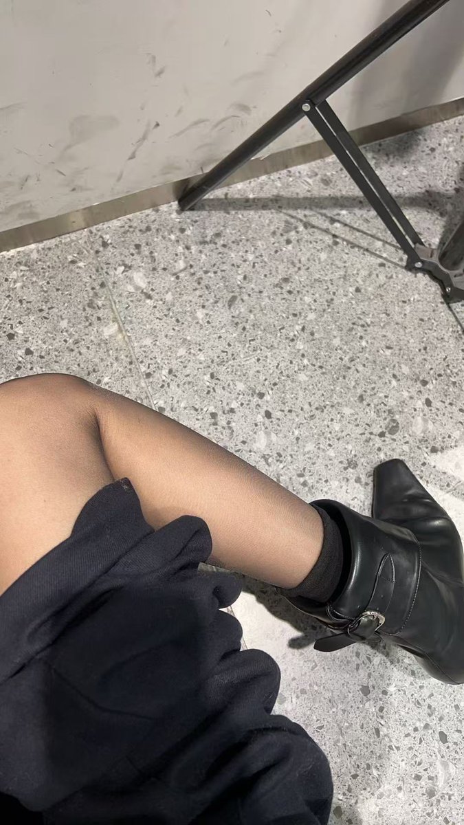 fxxxkff's tweet photo. Y🧦  私💌 https://t.co/g3IOBZ0HvT