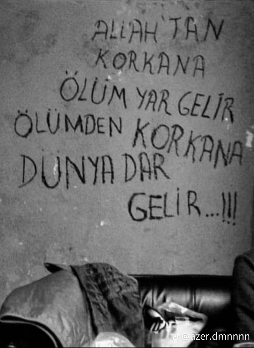 Fatihakaa45's tweet photo. Allah’tan Korkana Ölüm Yar Gelir, Ölümden Korkana Dünya Dar Gelir…!

~Reis Sedat Peker~

@sedat_peker https://t.co/rKjjaCfPhR