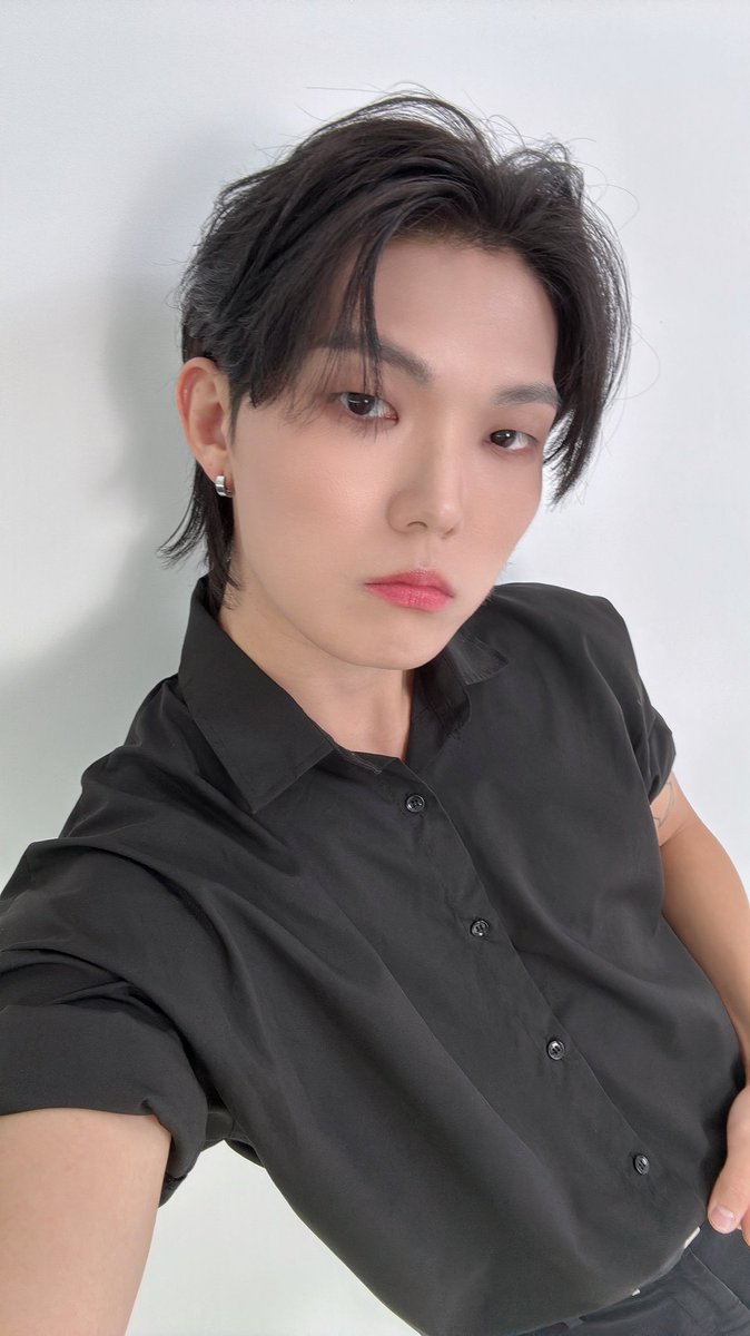 jp_exceed's tweet photo. [#익준] ❤️
키즈나! 다시 만날 수 있는 날이 얼마 남지 않았네요 저번 시즌과는 또 다른 멋진 무대들을 준비했으니까 얼른 만나요!😄

#EXCEED #엑시드 #RDBX #랜덤박스
#イクジュン https://t.co/4CfQIFXEDe