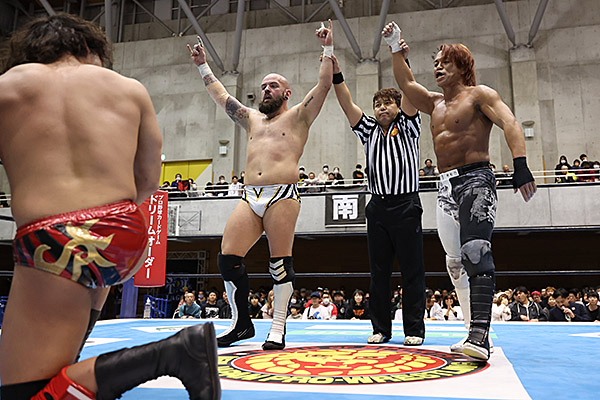 An INCREDIBLE main event in Uonuma saw Robbie Eagles and Kosei Fujita heading the table in B Block!

#njsjtl update:
njpw1972.com/606850

Watch the replay!
watch.njpwworld.com/details/60510?…

#njpw