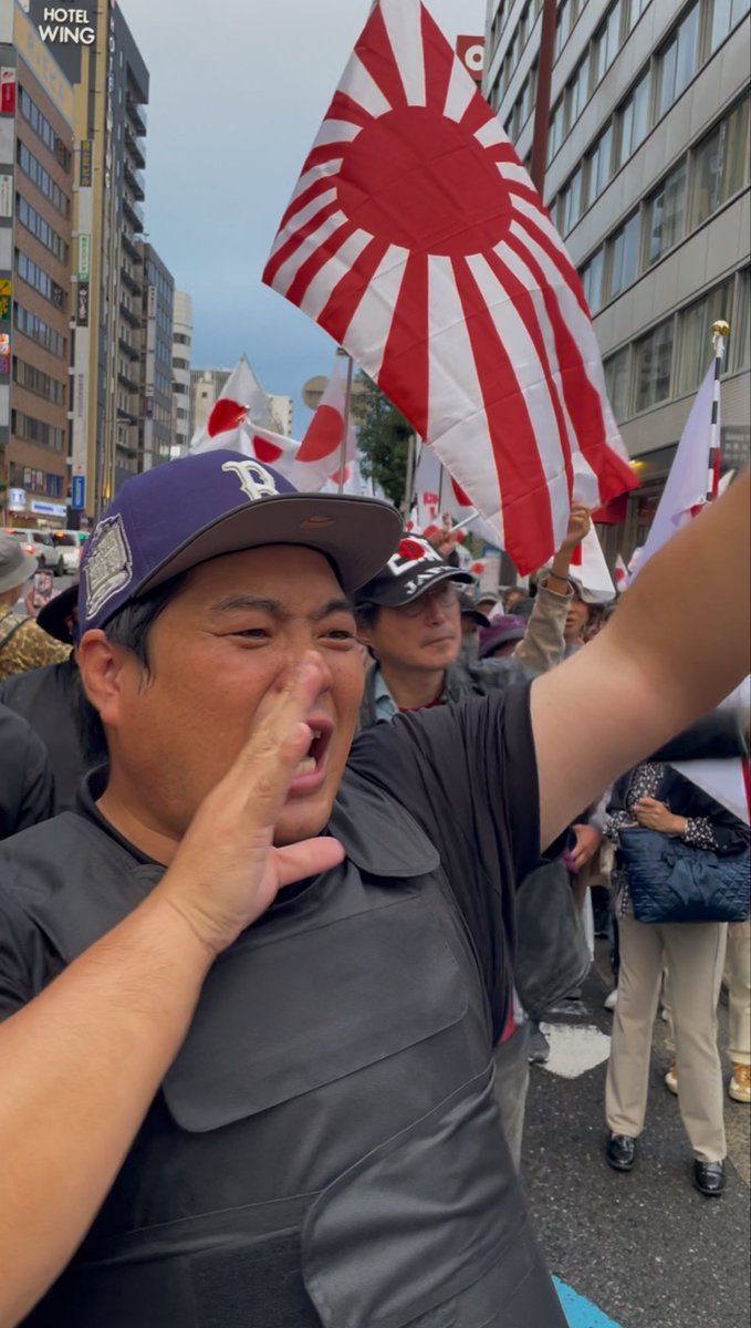 【ご報告】
移民政策反対デモに参加しました。
日本を愛する者が集まり現地でたくさんの声を聞くことができました。
政治家としてまた一歩成長できた気がします。