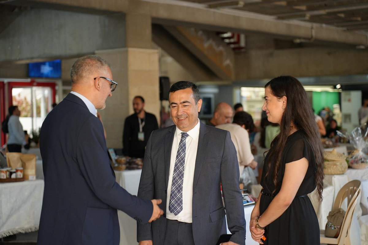 Neopreneur's tweet photo. #souk10452 launching a new hope for Lebanese entrepreneurs, farmers, and agri-practicioners all over Lebanon https://t.co/aL9KOoGzb3