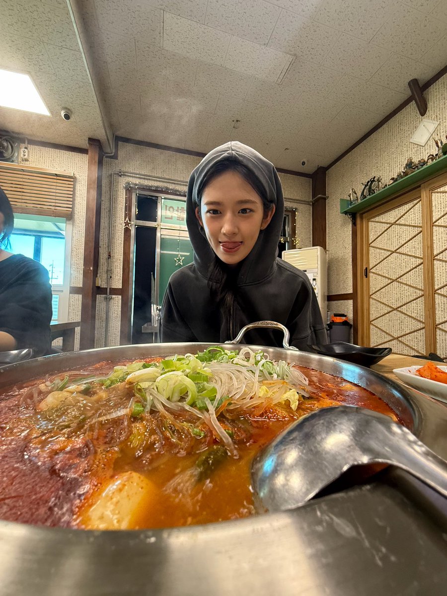 sobozzang's tweet photo. https://t.co/1BkhLU9eie