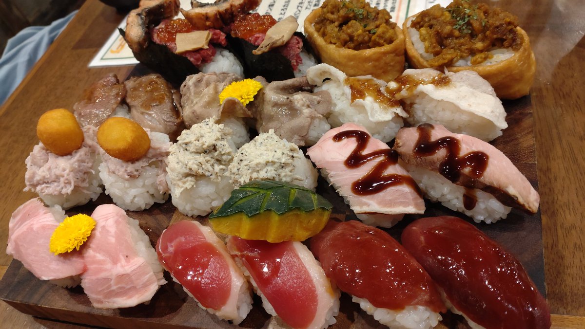 TsukasaLaw's tweet image. 映画後に、秋葉原にて肉寿司!!
食べすぎた〜(笑)
でも美味しいので定期的にいっちゃう(≧▽≦)
#肉寿司