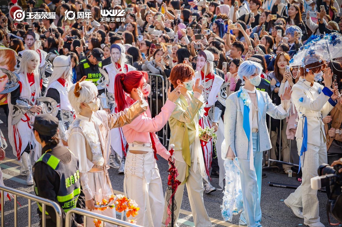 WXWZ_unofficial's tweet photo. Through the rhythm, color, and glow of autumn, the blossoms have witnessed every heartfelt moment π
#wxwz #ζ ιηθ
ε’
#InfiniteKingGroup #HonorofKings10thAnniversary #WXWZ_RockAndBlossoms #WXWZIdolVibes #AnniversaryCarnival https://t.co/AlTyDEnDtt
