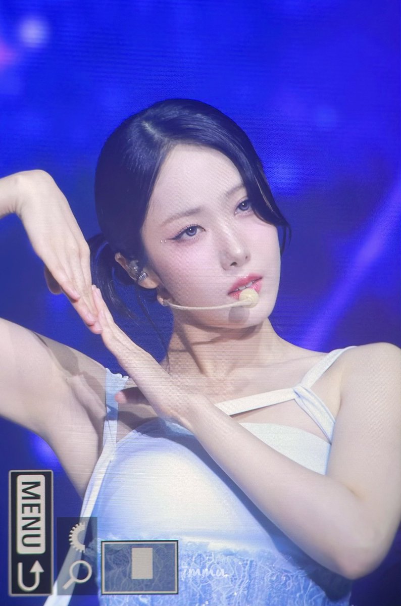 immutable116's tweet image. 251025 쿠알라룸푸르 프리뷰

#비비지 #신비 
#VIVIZ #SINB