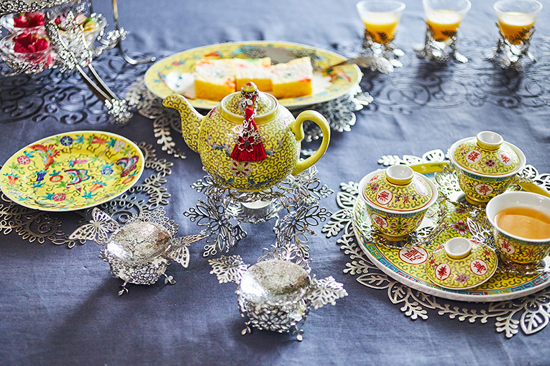 decrudesign's tweet photo. 【D・ecru ストレーナー　プチパピヨン】

ティーストレイナーとして紅茶から日本茶、中国茶などに使え切り込みという技法でデザインを施した隙間から茶葉をこすことができます

実用的であり華やかなアイテムとしてお使いいただけます

プチパピヨンのデザインです
スタンドはセットになっております https://t.co/HKgbdGXu0Q