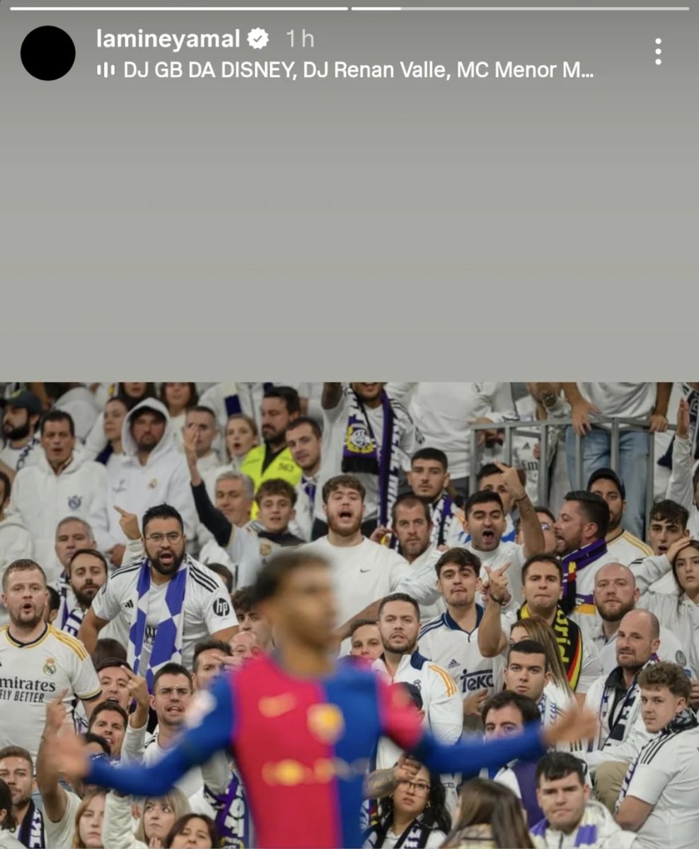 Torren__'s tweet image. Todo el mundo hablando de la storie de Lamine pero es que nadie se ha fijado en esto que sale en la foto? 😂😂😂