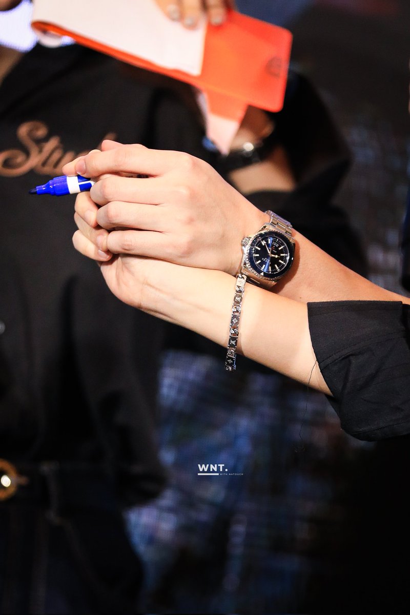 WNT_NATOUCH's tweet image. ในส่วนของมือนั้น 😏🫶🙌

⚡️🐰😳🫵😌💕
#SpySailub #PonThanapon #SailubPon 
#DrAllyxSailubPon