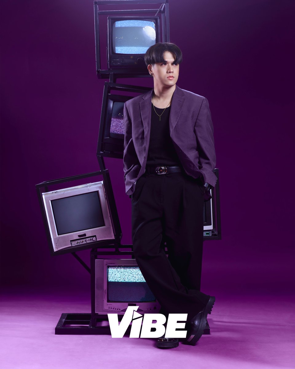 PressHitPlay's tweet photo. CHRLS on VIBE 💜✨

Follow @vibephtv to stay updated and don't forget to vote.

Your ultimate fan-powered OPM countdown.

#VibePH #Uprising #OPM #PhilippineMusic
#OPM2025 #VoteYourVibe #BeTheVibe https://t.co/rIHVeQ3HQA