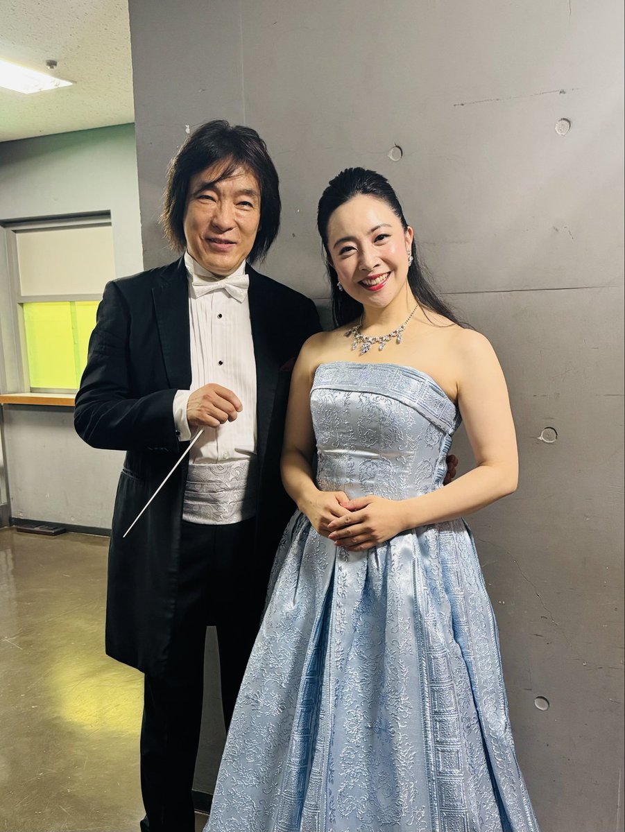 ソプラノ歌手 20211120_340.gif