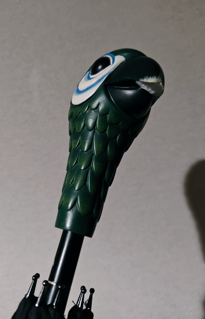 嘴に名誉の負傷をした傘クン⋯