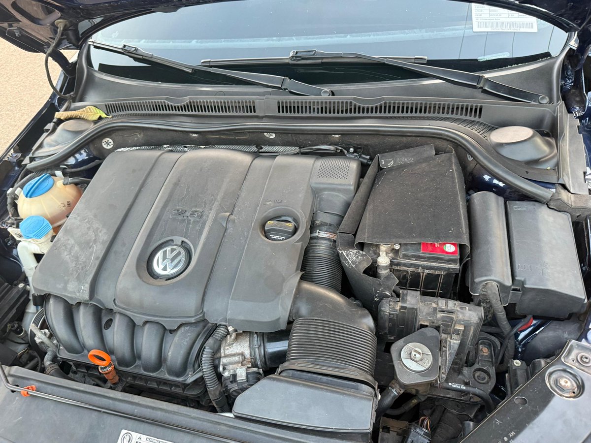 mainaco_autosng's tweet photo. EXTREMELY CLEAN FOREIGN USED VOLKSWAGEN JETTA 2013 MODEL FIRST BODY
PRICE 13.5M
LOCATION KADUNA
07039965290/ 09079831145
Kebbi O Allah Acheampong Tamale #dijalsback #WKC https://t.co/IMlJpCDZrX
