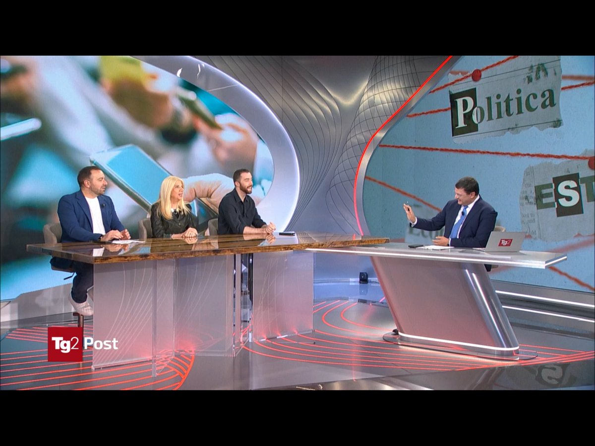 lucianoghelfi's tweet image. Il tema scontante delle #dipendenze ieri sera a #Tg2Post. Con @GianniniAnna @iosonocarrara @dgrassucci e Ugo Ceron (Comunità Papa Giovanni XXIII)
#droga #ludopatie #social #smartphones 

Per rivedere: raiplay.it/video/2025/10/…