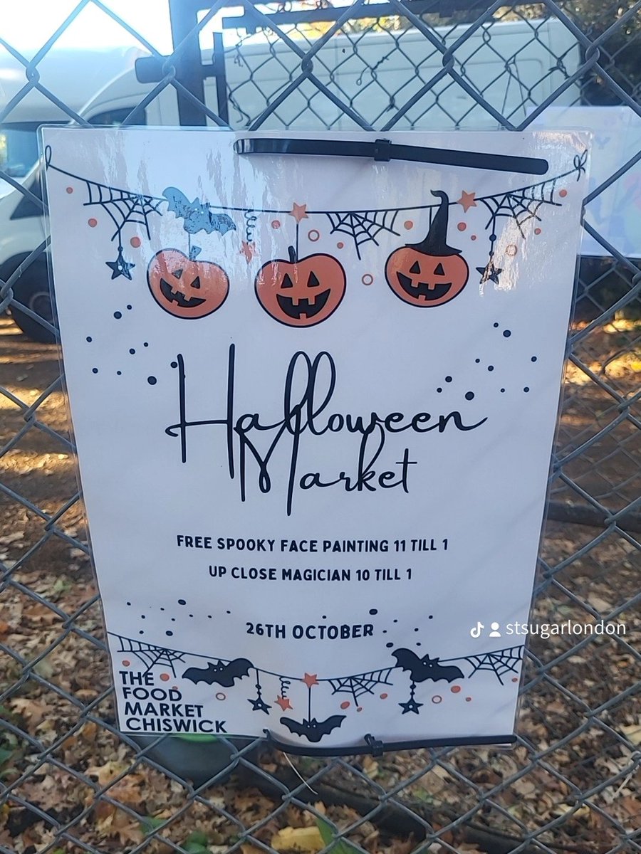 St_SugarLondon's tweet photo. A super spooky day in Chiswick.
It's sunny too which is a bonus. https://t.co/R13dZ6Lp68