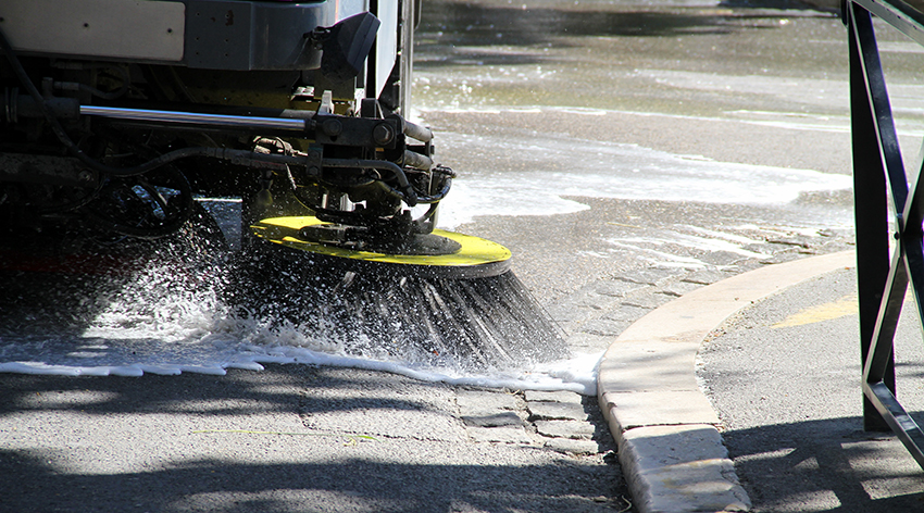 VilledeCagnes's tweet image. Le service d&apos;exploitation de la Métropole Nice Côte d’Azur interviendra Cours du 11 novembre pour un grand nettoyage des surfaces et trottoirs.

📅 De 14h à 19h :
▪️Dimanche 26 octobre
▪️Lundi 27 octobre

Merci de votre compréhension 🙏

#CagnesSurMer #nettoyage #zonespietonnes
