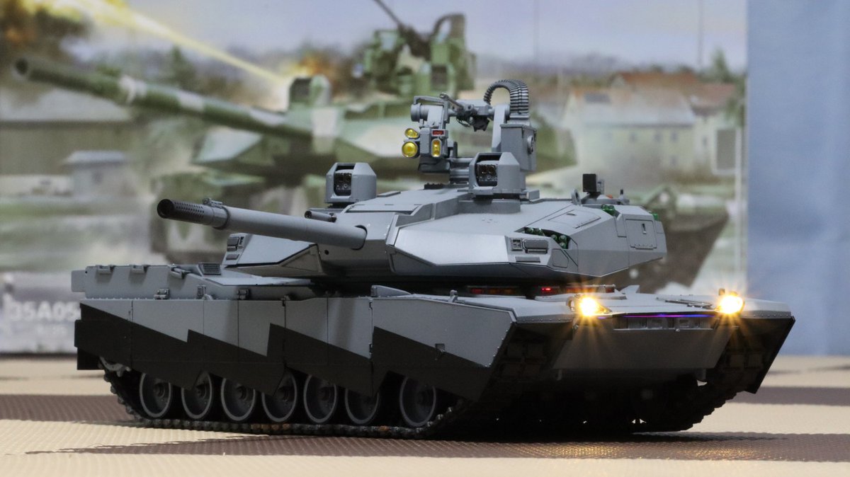 Yunagi_Freight's tweet image. はぁーやっと完成したぞ!!
 #ラジコン  #RC 
#AmusingHobby 1/35 #Abrams-X
…を、Arduino(ELEGOO) Nanoと2.4GHzモジュールでラジコン化しました。
初の回路自作、初の制御プログラム自作でしたが、いやー最近のマイコンは優秀ですね。ソフト面は意外と手間取らなかったですね。