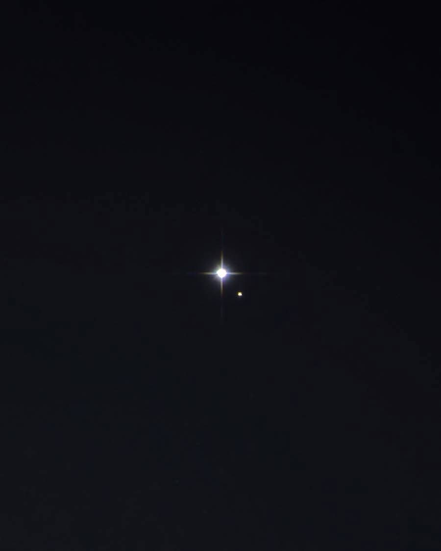 konstructivizm's tweet image. The Earth and Moon as seen by the Cassini probe from Saturn’s orbit. All of humanity in one small dot in space...
.NASA