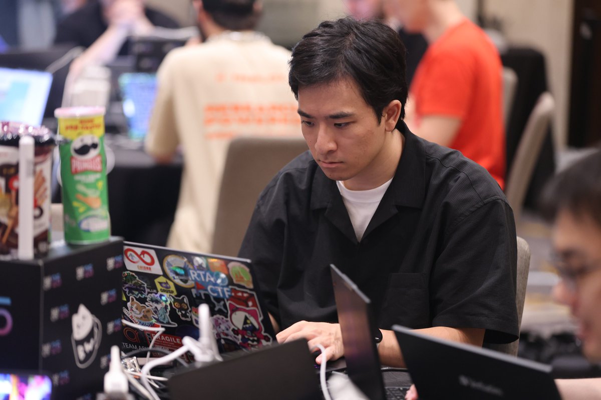 TheSAScon's tweet image. Tension builds at #TheSAS2025 #CTF. Will anyone challenge the current dominance of @C4TBuTS4D? Meanwhile, conference guests are welcome to check in and receive their gangsta badge!