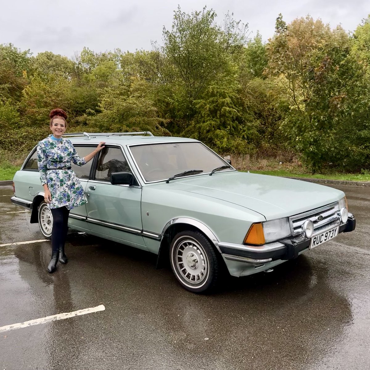 Ford Granada MK2 Estate -  a rare 80s classic estate car!

This is a little more modern than my usual daily drives, but blimey, this had to be featured.

youtu.be/uoAWPH79UwE