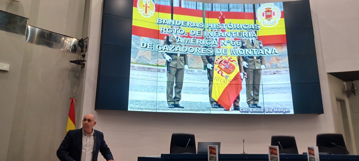 XL Congreso Nacional de Vexilología, "Banderas históricas del Regimiento América 66" por Emilio Diz Monje