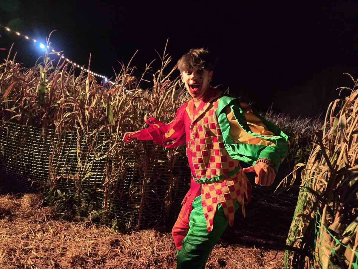 Statfold Scream Park features three scare attractions, each utilising the unique location within the country park.

We had a fantastic time at the event, enjoying plenty of scares and character interaction in each attraction! 

Thank you to Statfold Scream Park for the invite.